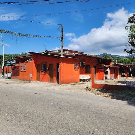 0001.05 - Maranduba - Apto - 2 Dormitorio - 8 Pessoas - 2 Quadras Do Mar - Piscina - Wi-Fi 우바투바 외부 사진