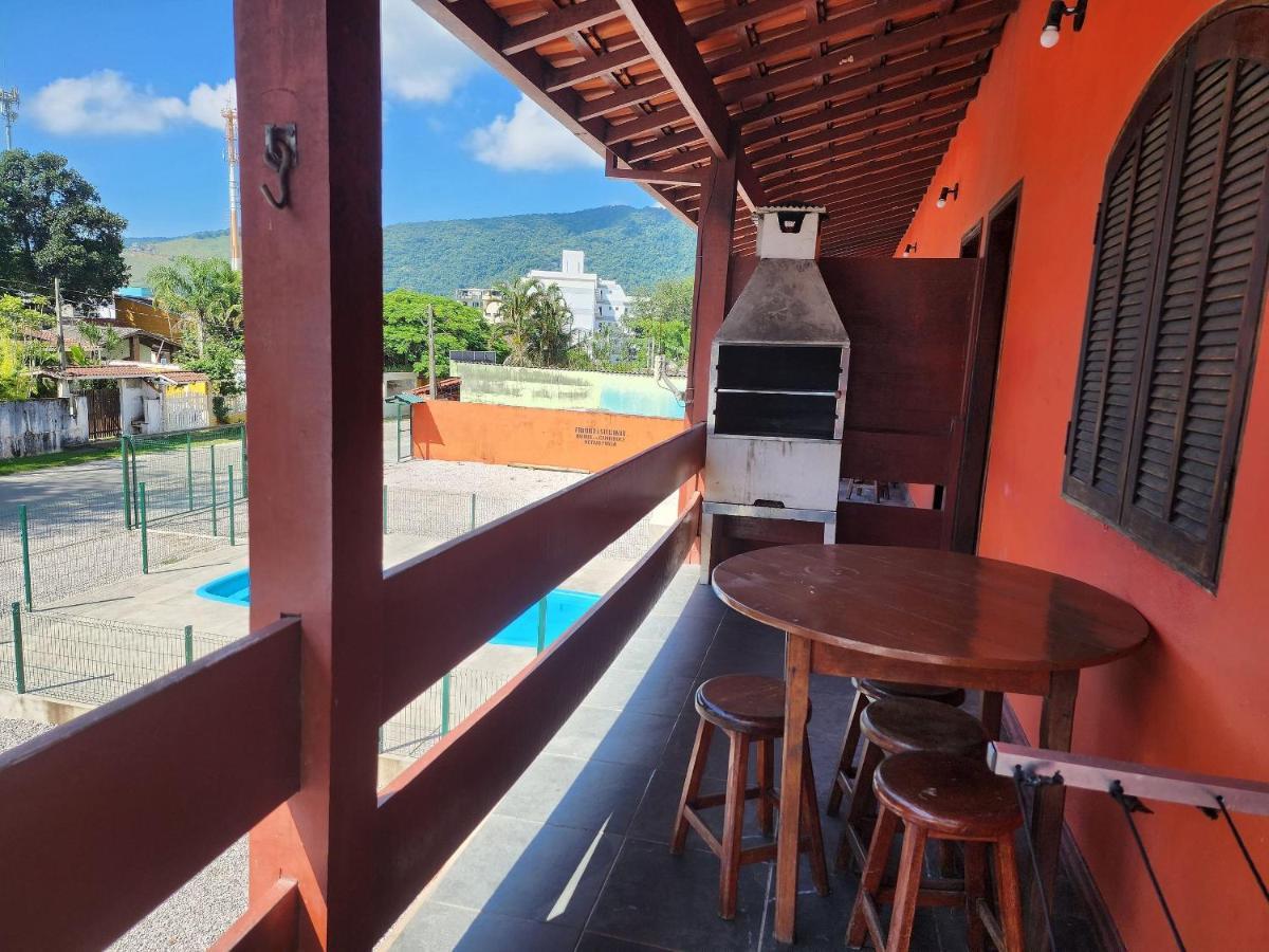 0001.05 - Maranduba - Apto - 2 Dormitorio - 8 Pessoas - 2 Quadras Do Mar - Piscina - Wi-Fi 우바투바 외부 사진
